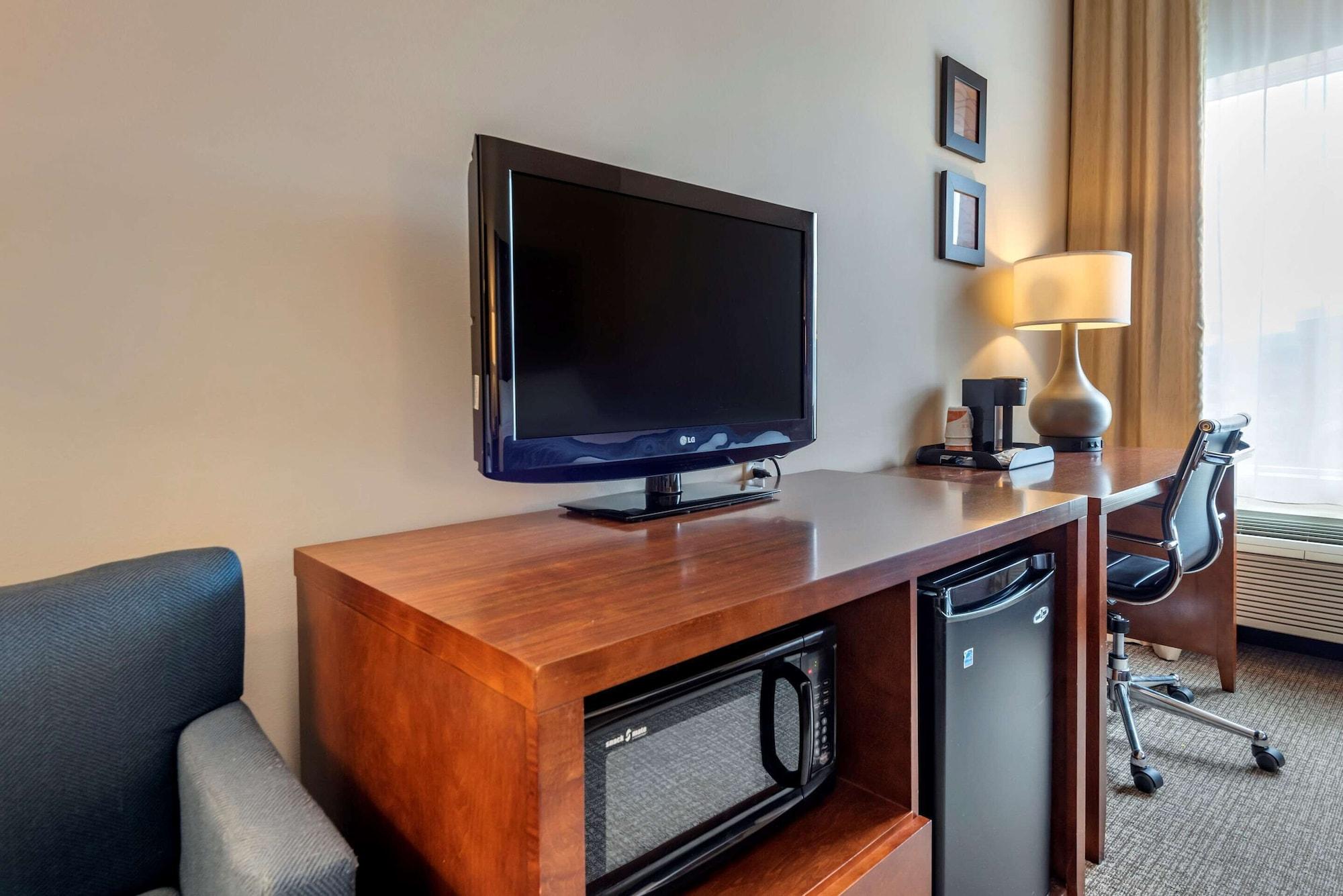Comfort Inn Apalachin - Binghamton W Route 17 Exteriör bild