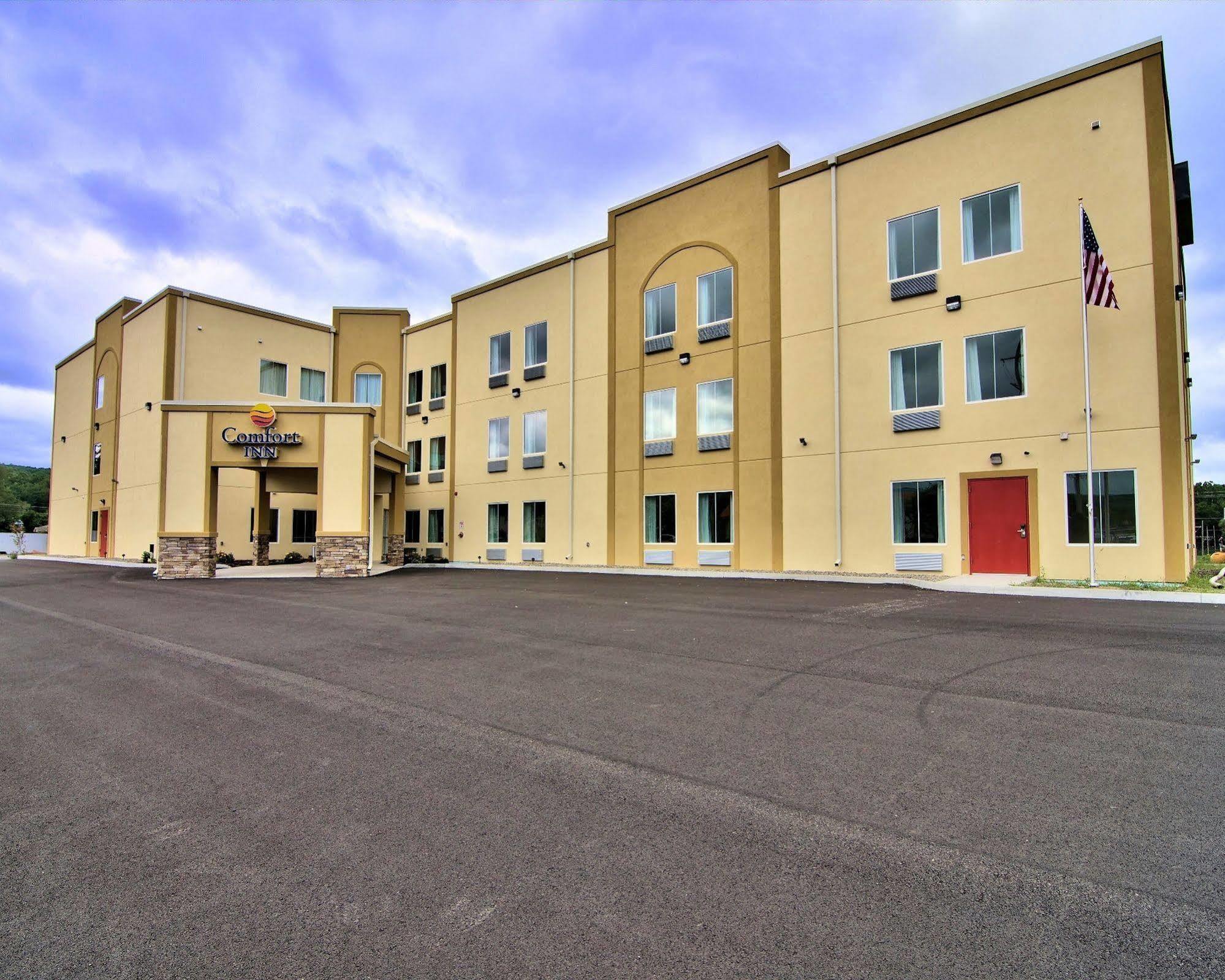 Comfort Inn Apalachin - Binghamton W Route 17 Exteriör bild